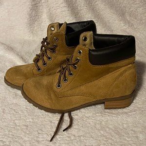 Tan boots Size 8